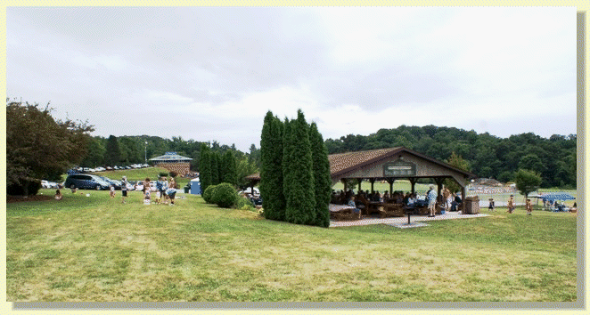 mcculloh_reunion_-_reunions034004.gif